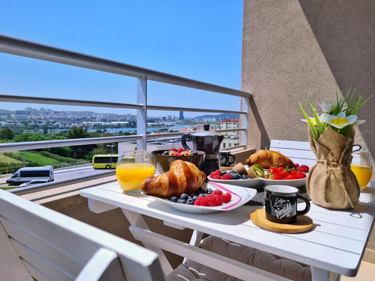 Luxury Apartment Salona Exterior foto